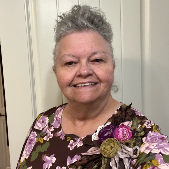 Meet your Posher, Frances - Picture 1 of 1